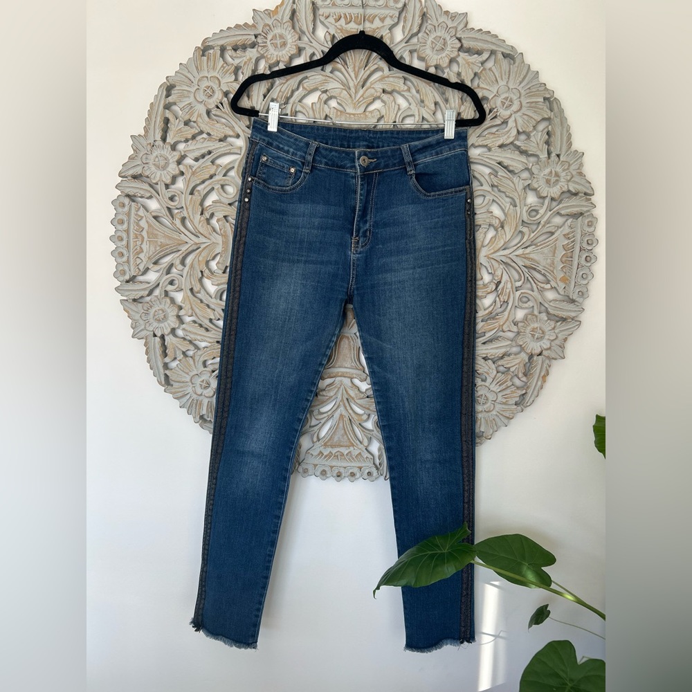 Fantasia Jeans Fashion Slim Fit Jeans | Side Bands | Size 46